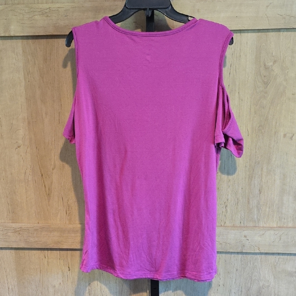(J41) Just Be...Women's Cold Shoulder Blouse - Fuchsia Sz 1X - Picture 4 of 4